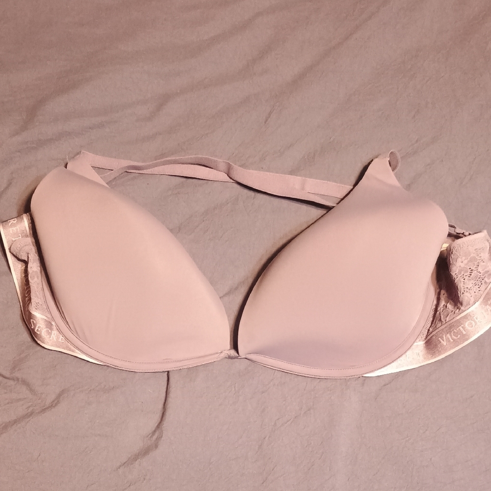 Victoria's Secret Soft Purple Lace Bra